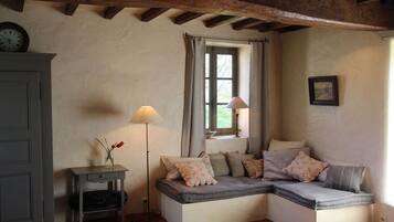 Télévision, livres, chaßne hi-fi