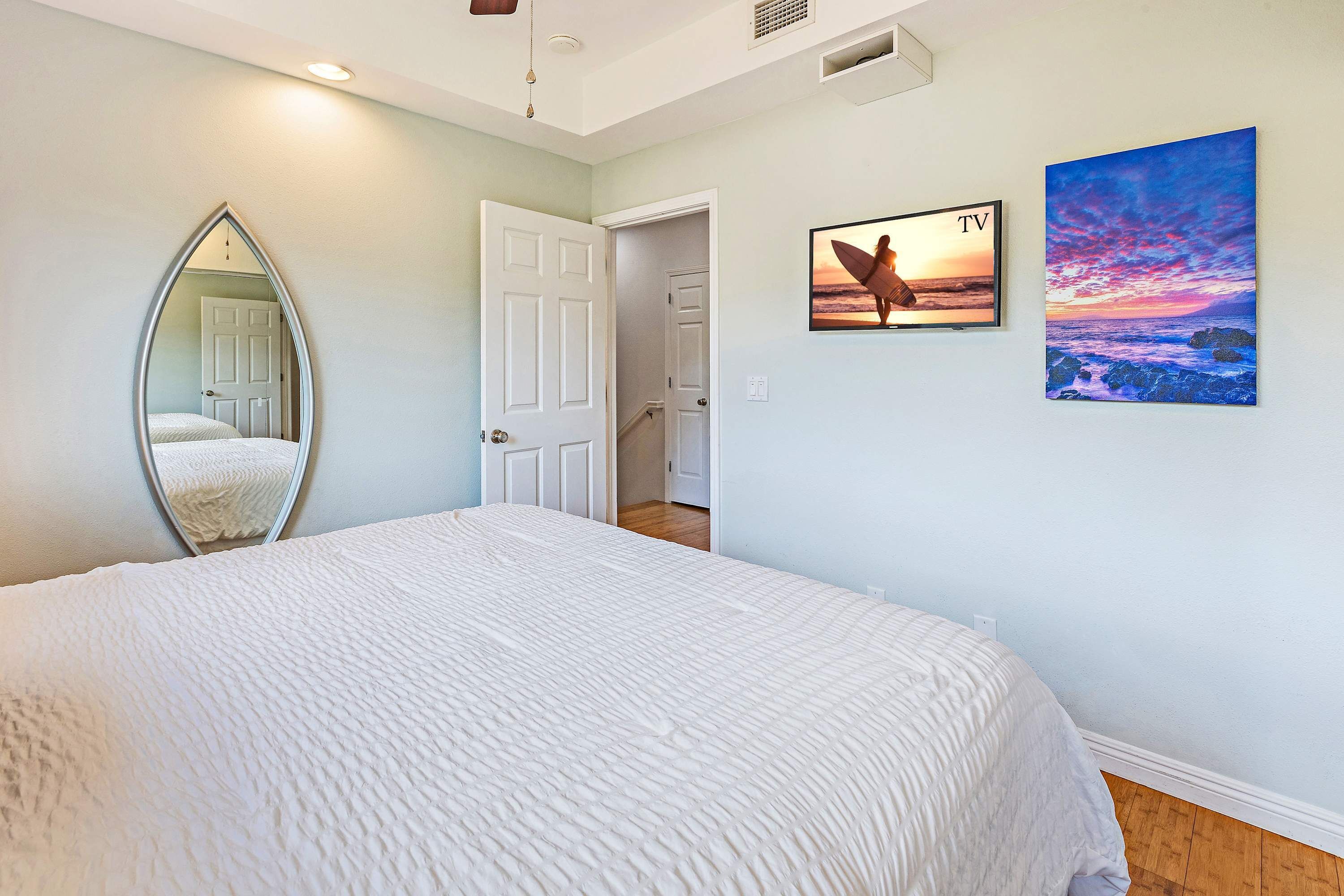 3 bedrooms, desk, iron/ironing board, WiFi