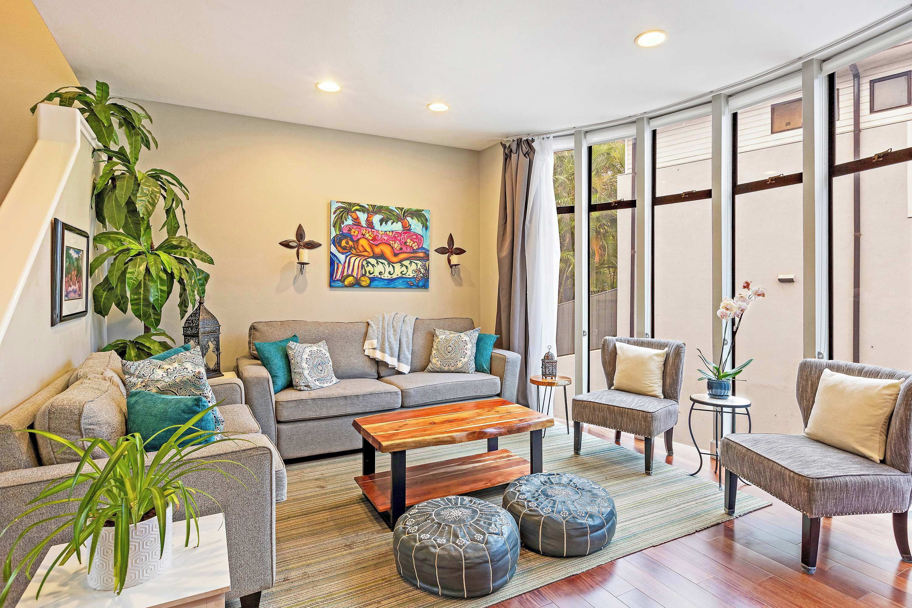 Fernseher, Videospiele, DVD-Player, Bücher