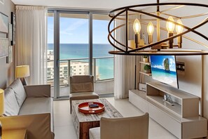 TV, offices - Condo w/ ocean view balcony & pools (Hollywood)