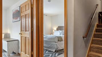 3 sovrum, strykjÀrn/strykbrÀda, wi-fi och sÀngklÀder