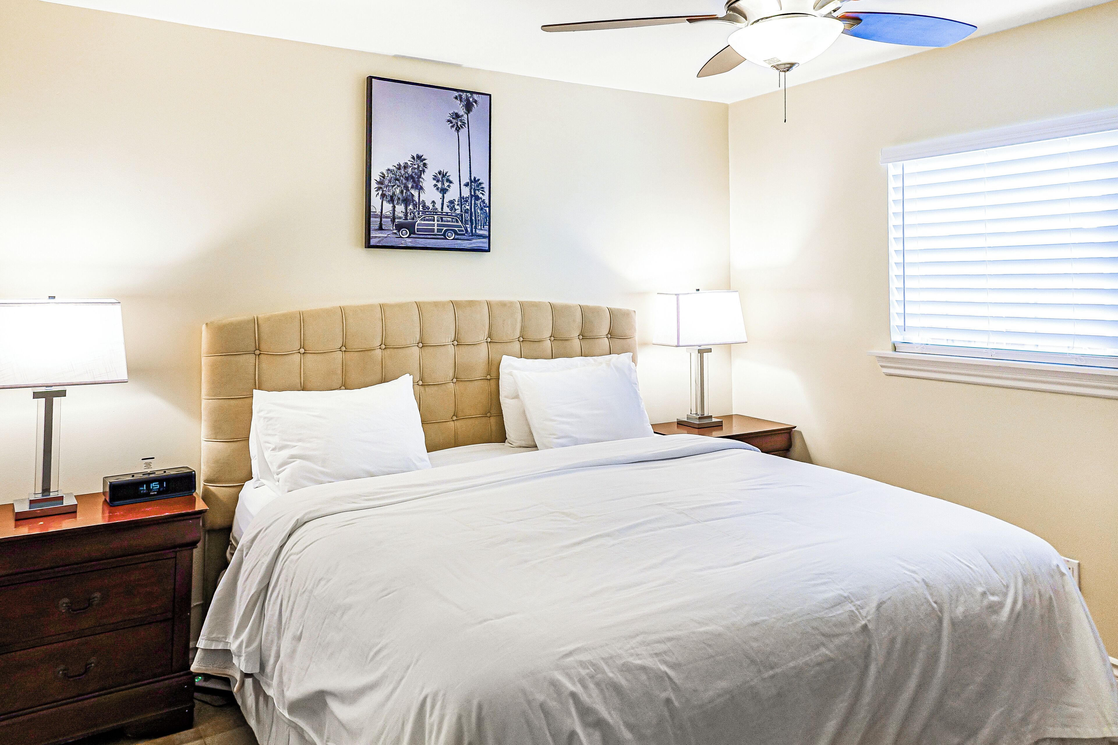 2 bedrooms, iron/ironing board, travel crib, WiFi (free)