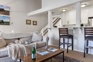 TV, fireplace - Outpost: Balsam Lodge A6 (Wilson)
