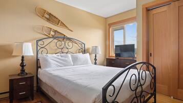 2 Schlafzimmer, Bügeleisen/Bügelbrett, WLAN, Bettwäsche