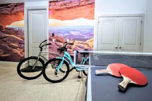 4 habitaciones, escritorio, tabla de planchar con plancha y wifi gratis