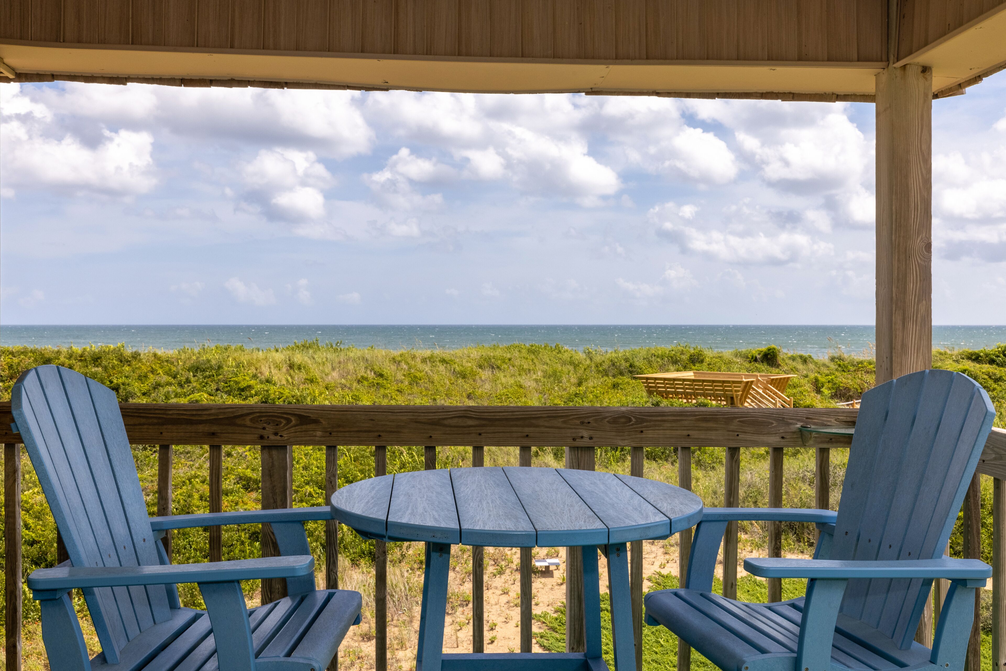 End Unit Oceanfront condo 2 min to beach 1.5 if you run RELAX REJUVENATE