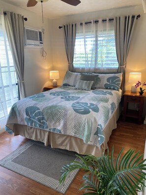 1 slaapkamer, een strijkplank/strijkijzer, wifi, beddengoed