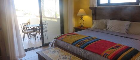 2 chambres, fer et planche Ă repasser, Wi-Fi, literie fournie