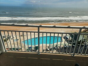 Property grounds - Daytona 500 - Oceanfront - Royal Floridian - 2 Bedroom 
Feb 14 - Feb 21 / 2026 (Ormond Beach)