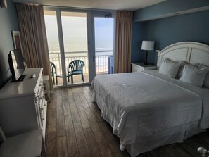 2 bedrooms, iron/ironing board, WiFi, bed sheets - Daytona 500 - Oceanfront - Royal Floridian - 2 Bedroom 
Feb 14 - Feb 21 / 2026 (Ormond Beach)