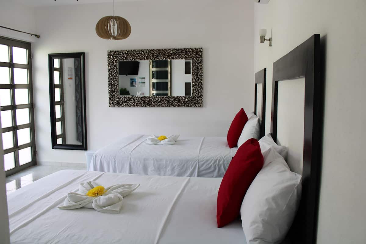 In-room safe, desk, laptop workspace, free WiFi