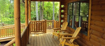 Spotted Fawn Cabin - Serenity and luxury await you