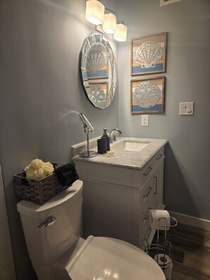 Unclassified image, 2 of 35, button