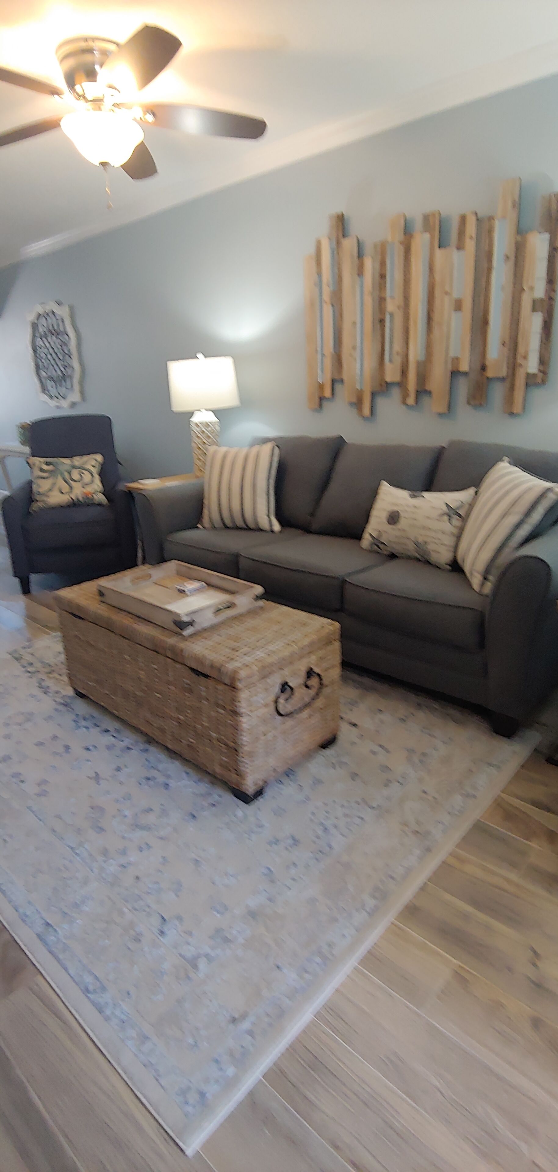 Smart-TV og stereoanlegg