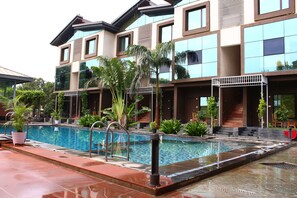 Exterior detail - krishna Park Resort (Rajkot)