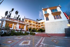 Front of property - Hotel Ladakh Inn (Leh)
