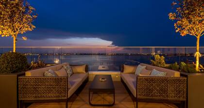 Nyota Hotel & Conference Center