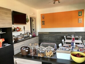 Dining - Gmaison Guesthouse (Rome)
