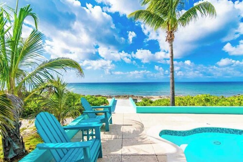 Blue Vista Villa - Oceanfront 5 Bedroom Pool Home