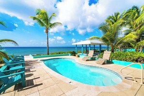 Pool - Blue Vista Villa - Oceanfront 5 Bedroom Pool Home (Old Man Bay)