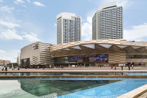 Front of property - Hyatt Place Zhuhai Jinshi (Zhuhai)