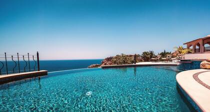 Luxus-Hacienda, atemberaubende Aussicht, Infinity-Pool und Meditationsgärten