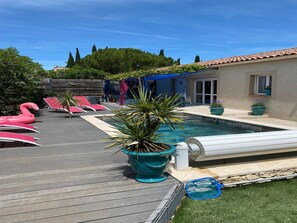 Pool - Villa Alba: Sunlit Comfort in Lirac (Tavel)