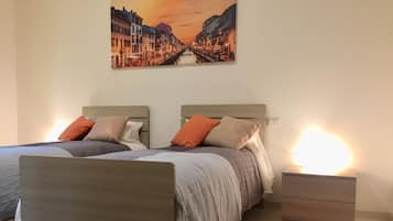 2 chambres, fer et planche Ă repasser, Wi-Fi, draps fournis