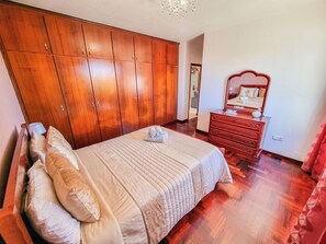2 bedrooms, free WiFi, bed sheets