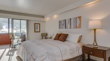 2 bedrooms, iron/ironing board, travel crib, free WiFi