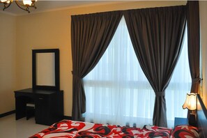 Iron/ironing board, free WiFi - Golden Treasure Tower Family Apartment (Manama)