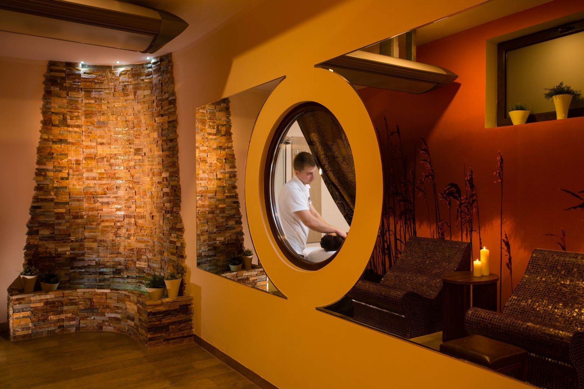 Behandlingsrum til par, kropsbehandlinger, hydroterapi