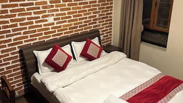 1 bedroom, minibar, in-room safe, desk