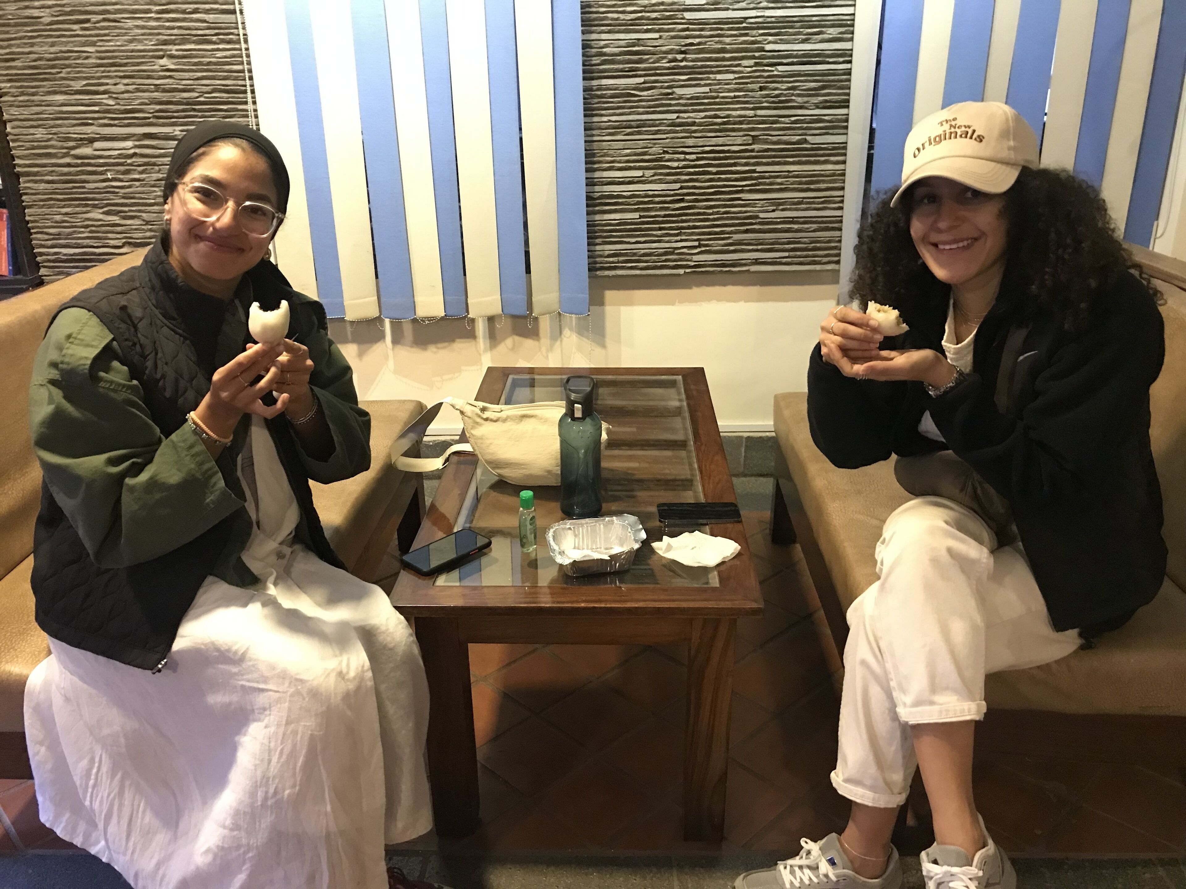 Ruokailu omassa huoneessa