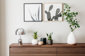 Apartment, 2 Bedrooms (No. 3307) | 2 bedrooms, in-room safe, desk, blackout curtains - Fantastay - Golden Mile (Dubai)