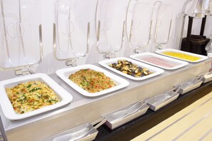 Daily buffet breakfast for a fee - Hearton Hotel Shinsaibashi Nagahoridori (Osaka)