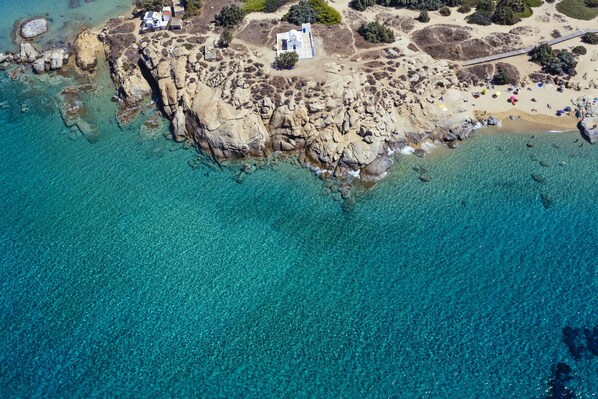 Beach nearby, beach massages - Naxos Luxury Villas (Naxos)