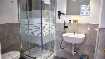 Doppelzimmer | Badezimmer