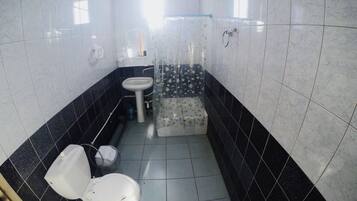 Family Room | Bathroom