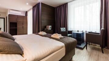 Deluxe Double Room (+) | Premium bedding, minibar, in-room safe, desk