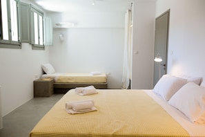 1 bedroom, premium bedding, desk, iron/ironing board