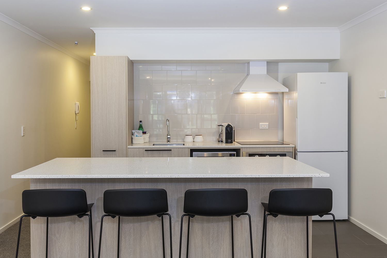 Apartemen, 3 kamar tidur | Dapur pribadi | Lemari es, microwave, oven, dan kompor