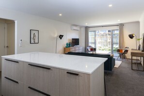 アパートメント 3 ベッドルーム | 専用キッチン | 冷蔵庫、電子レンジ、オーブン、コンロ