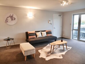Central City Hot Spot | Living area - Central City Hot Spot (Christchurch)