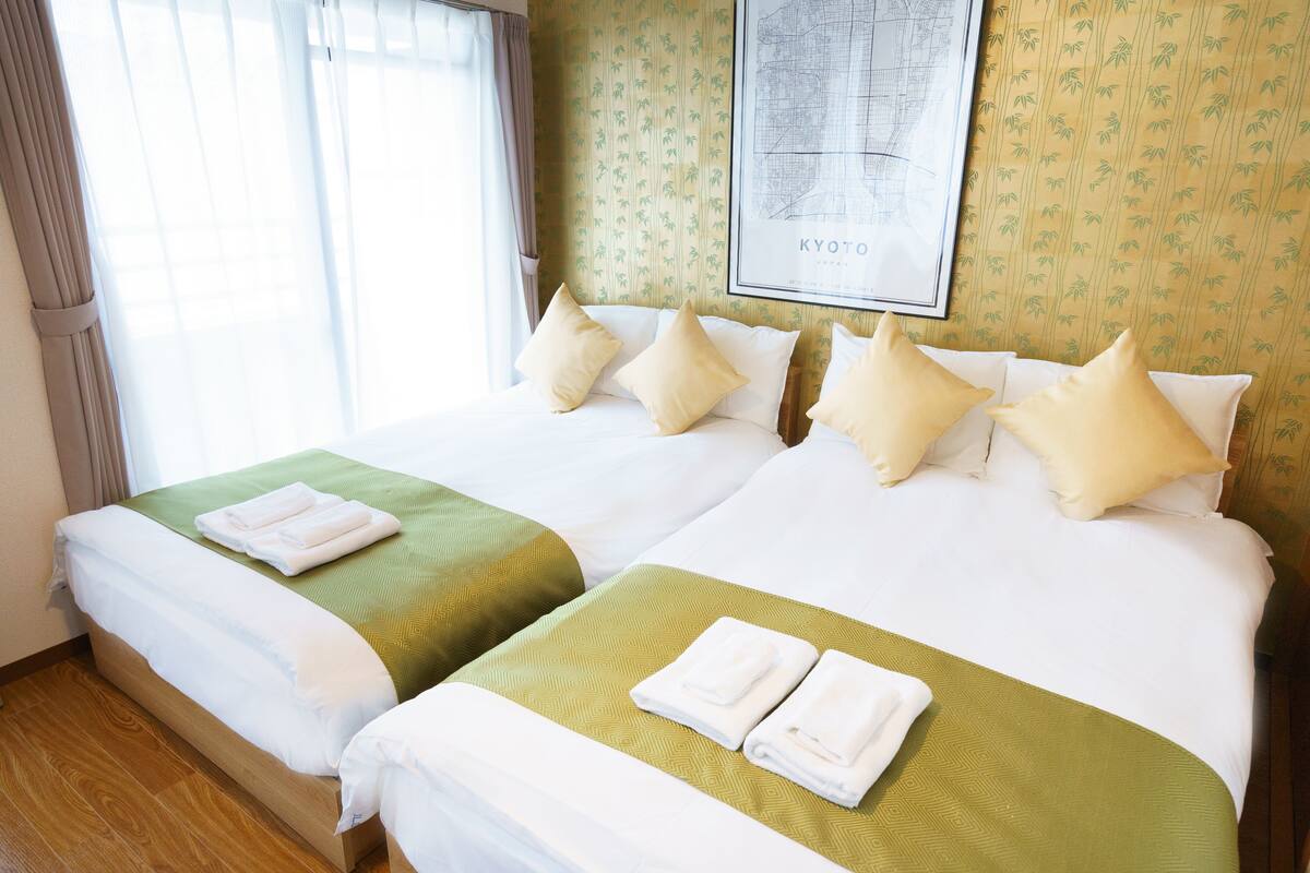 Desk, blackout curtains, free WiFi, bed sheets