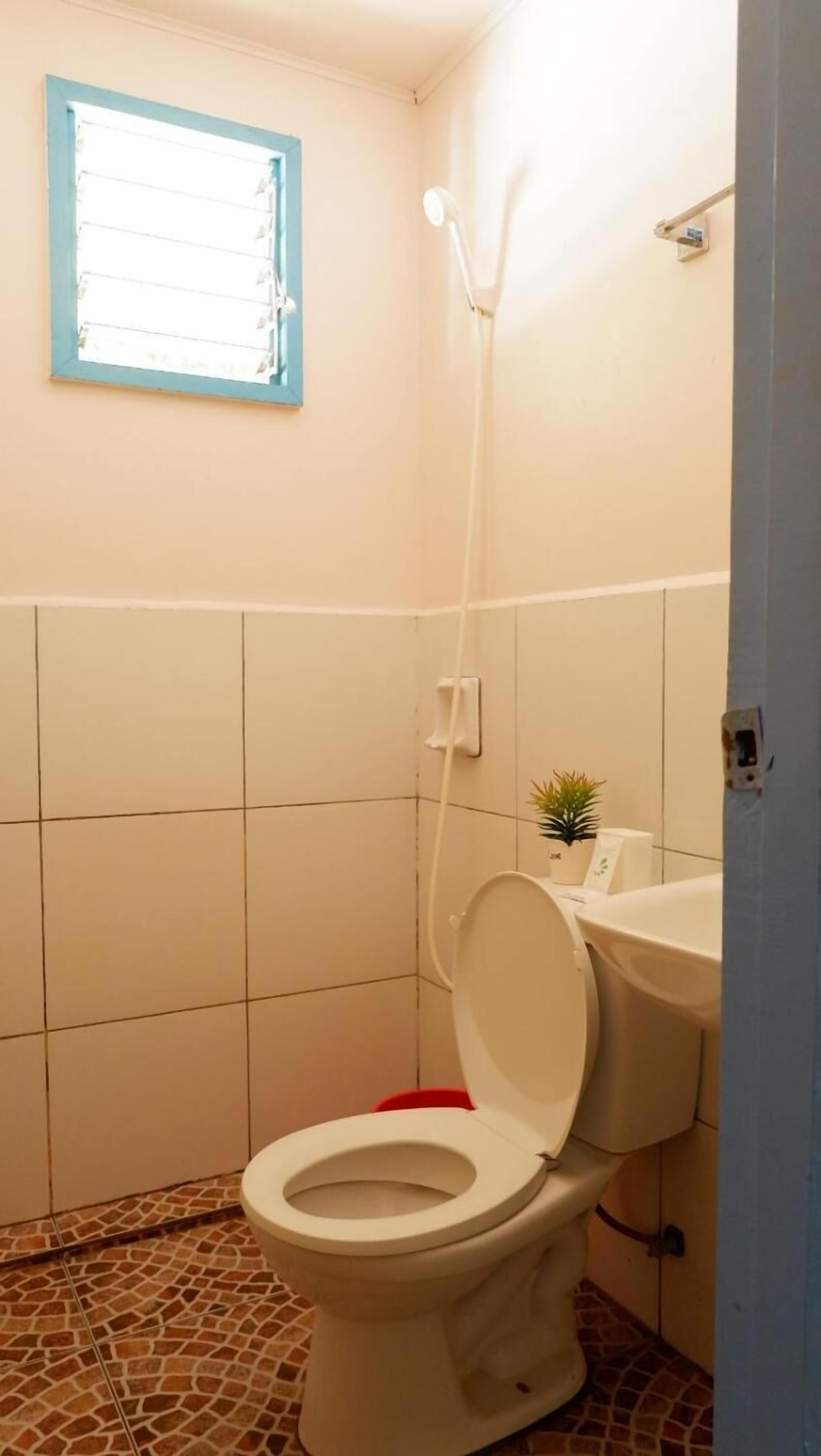 Photo - Mountain Side Inn