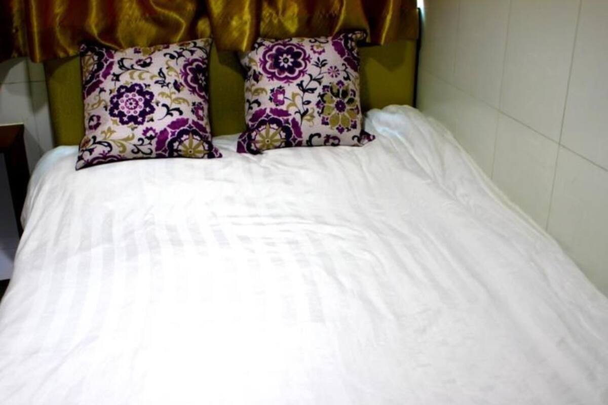 Iron/ironing board (on request), WiFi (free)