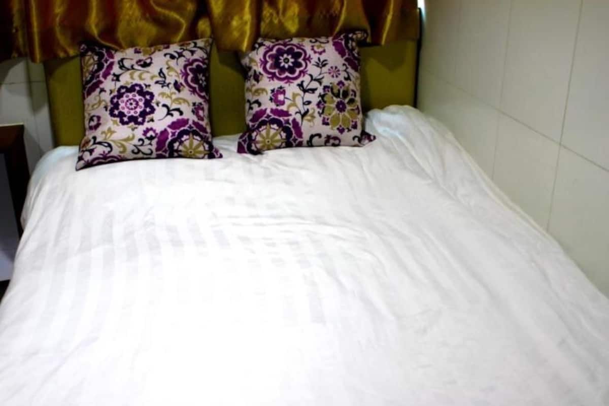 Iron/ironing board, free WiFi, wheelchair access