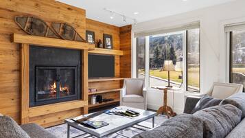 TV connectée, cheminée