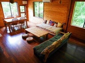 Living room - Private Lodge COTENCHI (Nakijin)